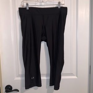 Under Armour Women’s Black Compression Leggings
